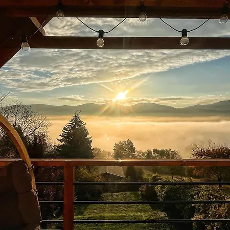 Hillside Case de vacanță *